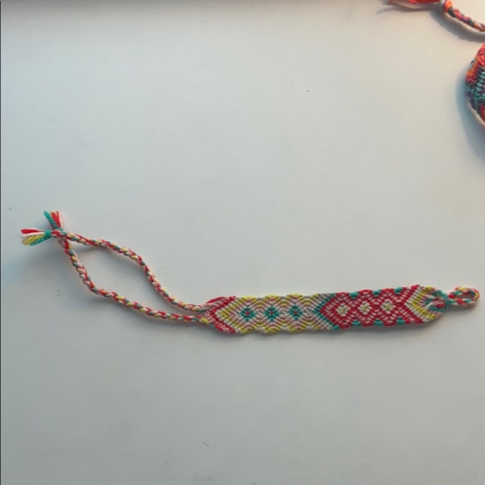 Set of 2 friendship bracelets*FREE WITH PURCHASE*